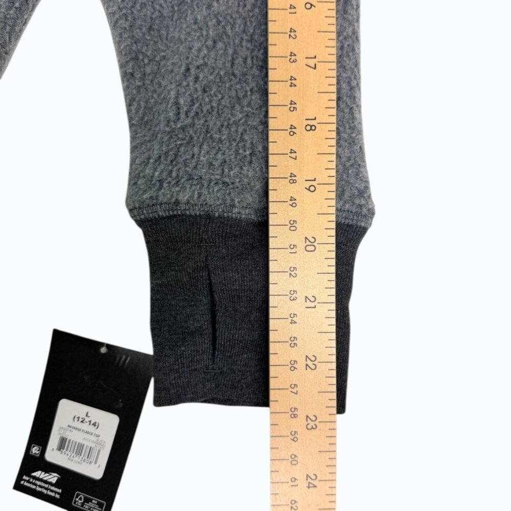 Gray Fleece Sweatshirt Women L Crewneck Cozy Soft Athleisure Pullover Casual - Picture 5 of 9